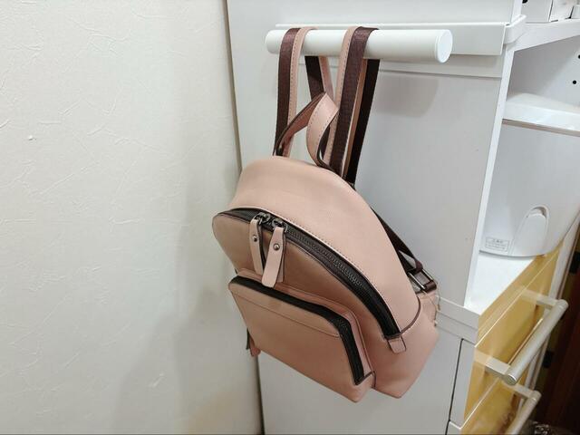 【山崎実業 カラーボックスに差し込めるリュックハンガー smart】カラーボックスの横スペースが収納エリアに変身!通勤バッグやランドセルも浮かせて収納できます◎