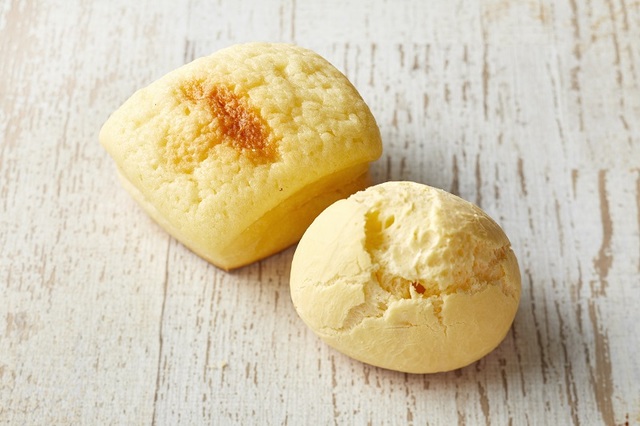 「メロンパン」と「ポン・デ・ケージョ」【ホテルニューオータニ博多のパンビュッフェ】