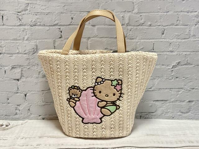 夏のお出かけの必需品を収納!