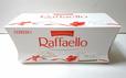 3つの異なる食感が見事に調和【日本フェレロ　ラファエロ　150g（15粒）×2箱（計300g）　998円】