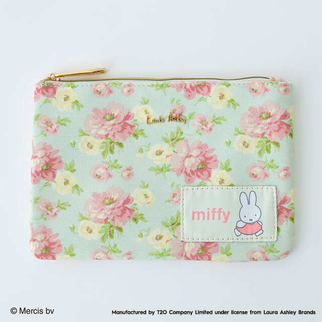 「ミッフィー ローラ アシュレイ フラットポーチ」レトロブルー　￥3,465