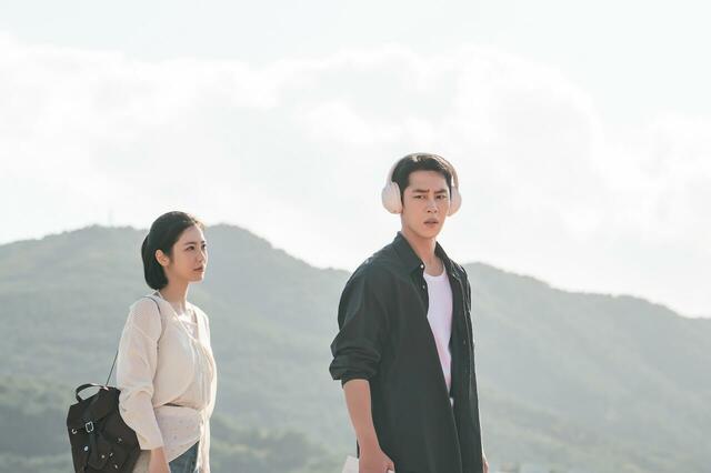 『孤島のエリートドクター』 ディズニープラス スターにて全話独占配信中　