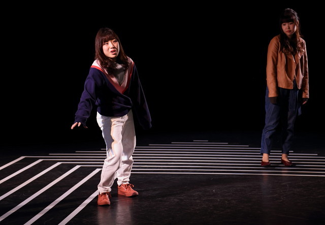 チェルフィッチュ「三月の5日間」撮影：星野洋介