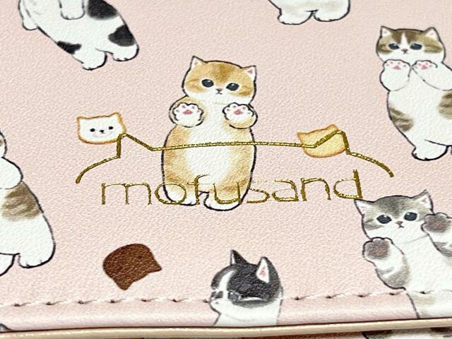 【アベイル】ゴールドの「mofusand」ロゴがかわいい♪