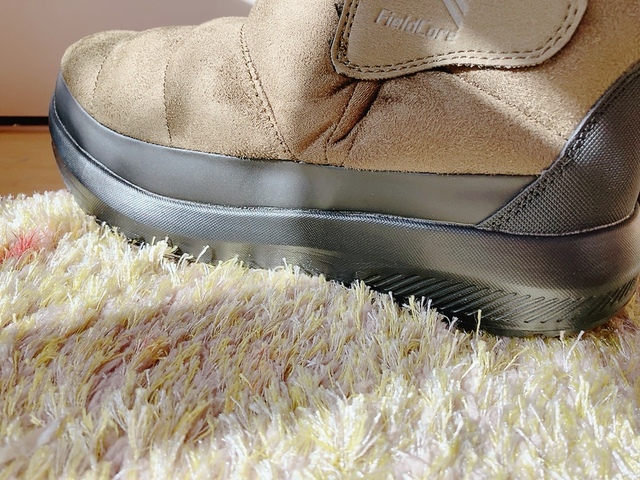 【ワークマン 防寒ブーツ ケベックショート】アウトドアなど汚れが心配なシーンでも安心して履けます