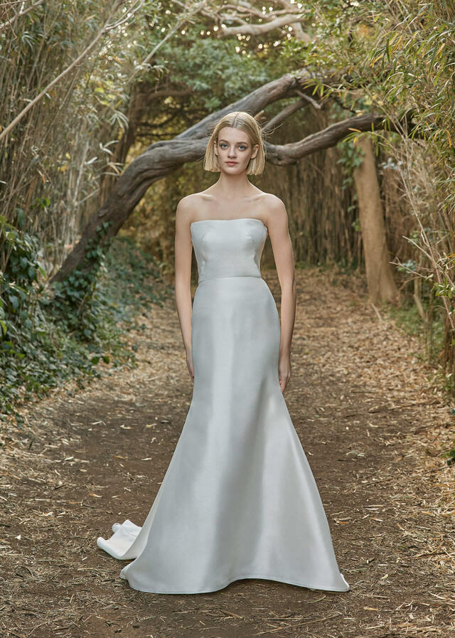 クラウディア｜「K.RANNE-クランネ-」新作ウェディングドレス｜KNE0040_Offwhite