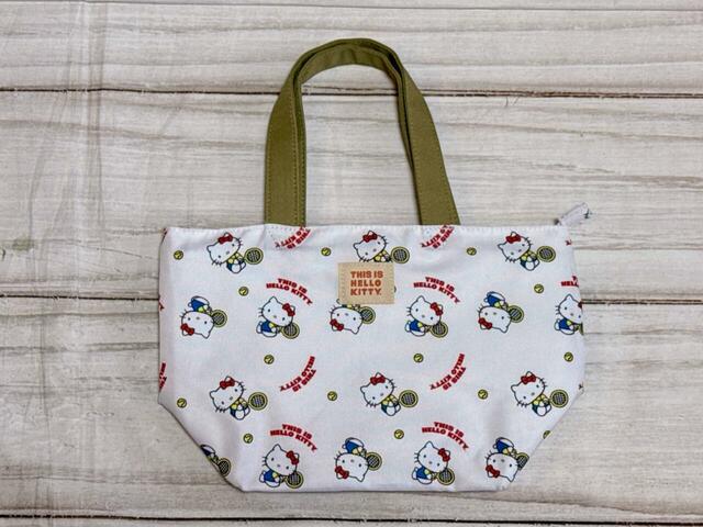 保冷バッグ(ハローキティ)/1,089円(税込)