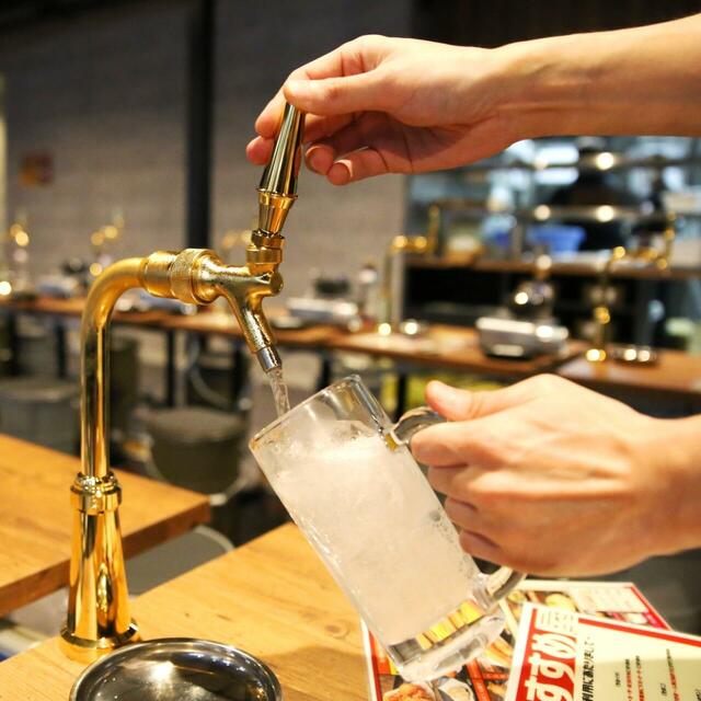 「卓上レモンサワー」【備長炭の炭火焼き鳥など全140品が食べ放題!「おすすめ屋 神戸三宮店」の“2,500円食べ飲み放題”が、さらにお得にリニューアル!】