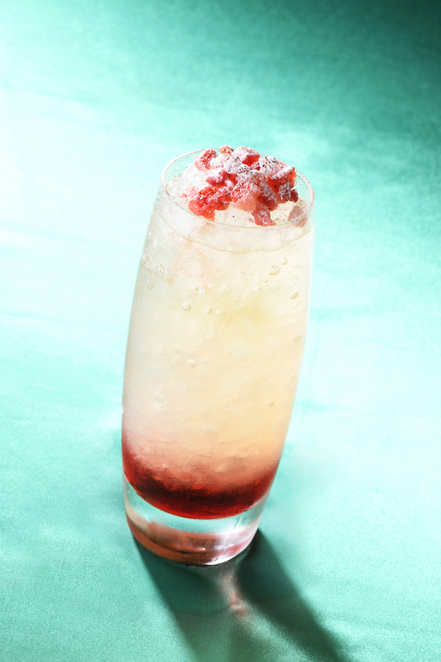 東京ディズニーランドホテル「シャーウッドガーデン・レストラン」“ディズニー・クリスマス”　スペシャルドリンク