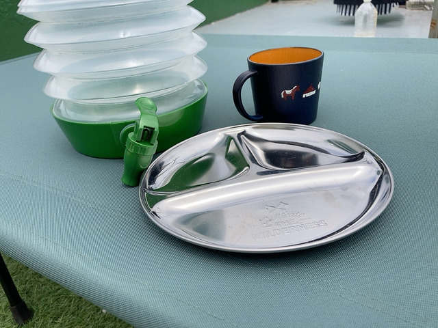 【ワークマン 燃え広がりにくいアルミコット】重いものは載せない