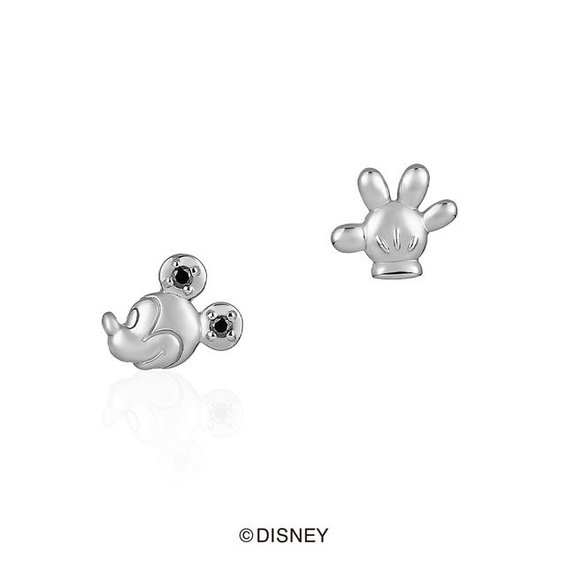 PT900 Pierced Earrings / Black Diamond ￥44,000