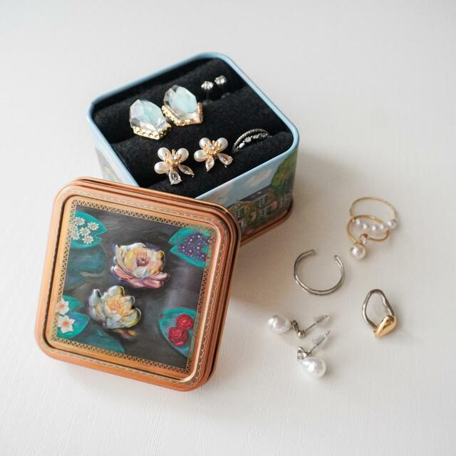 モネの庭缶　ダージリンティークッキー6個入り　1,188円（税込）