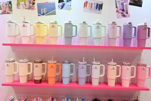 【PLAZA／スタンレー】グリップとストローがついた「クエンチャー（Quencher）」が大人気！