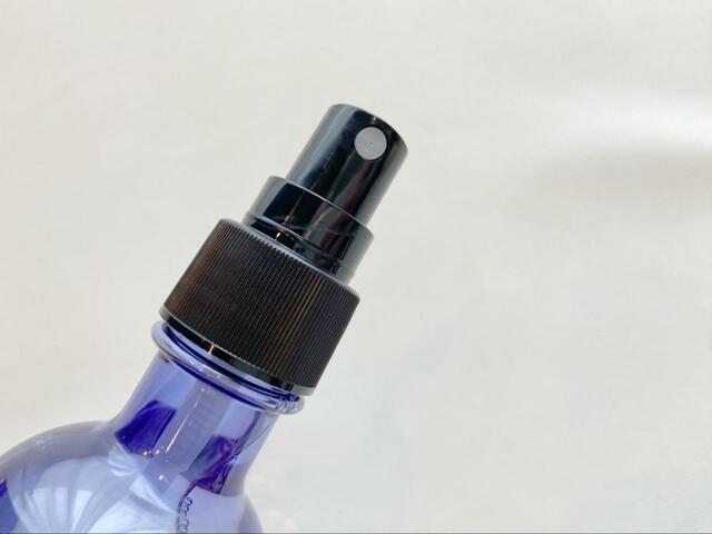 【プラウドメン スーツリフレッシャー】手軽にシュッシュできる作りが嬉しい！