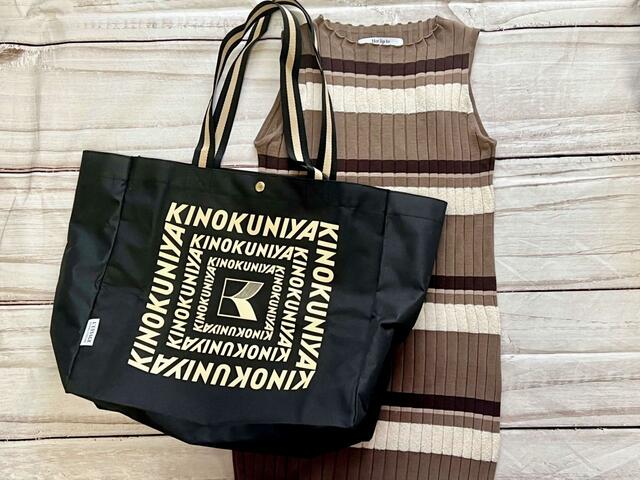 【otonaMUSE（オトナミューズ）9月号】晩夏にボーダーのニットドレスに合わせて♡