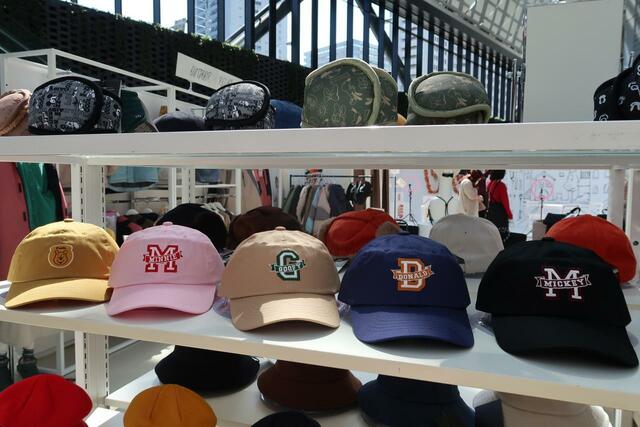 ワークマン ディズニーデザイン イヤーマフラー 780円(税込)/コットンツイルキャップ 980円(税込)/ニットキャップ 780円(税込)