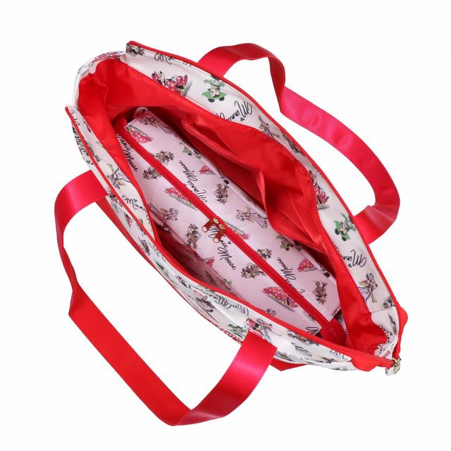 トートバッグ 5900円｜(バッグ)高さ約33×幅約52×マチ約15cm、(ポーチ)高さ約16×幅約37×マチ約14cm｜東京ディズニーリゾート・アプリ、ギャグファクトリー／ファイブ･アンド･ダイム