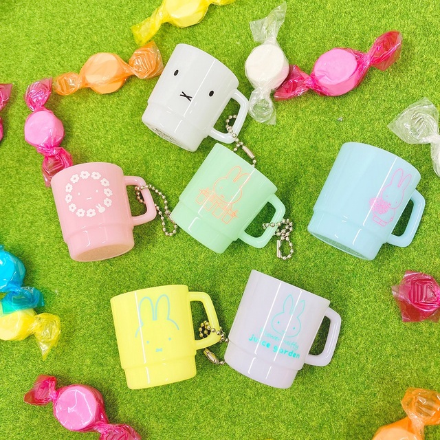 「フラワーミッフィー ジュースガーデン ミニマグカップキーホルダー」＜各660円（税込）＞【フラワーミッフィー ジュースガーデン】