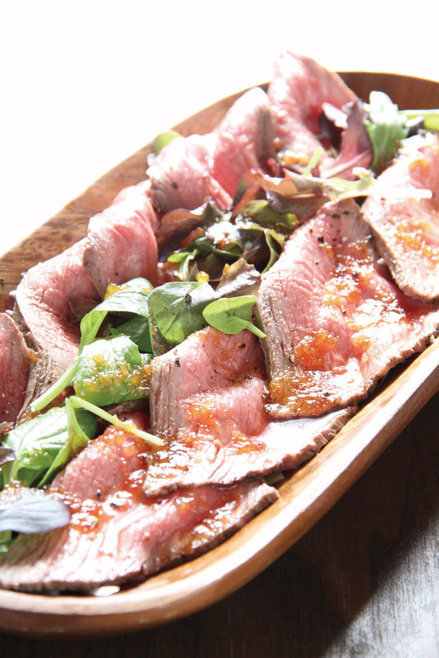 【河原町】京都 木屋町 肉ばる　丹波黒毛和牛自家製ローストビーフ　1058円