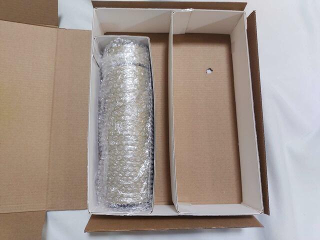 丁寧に梱包されている