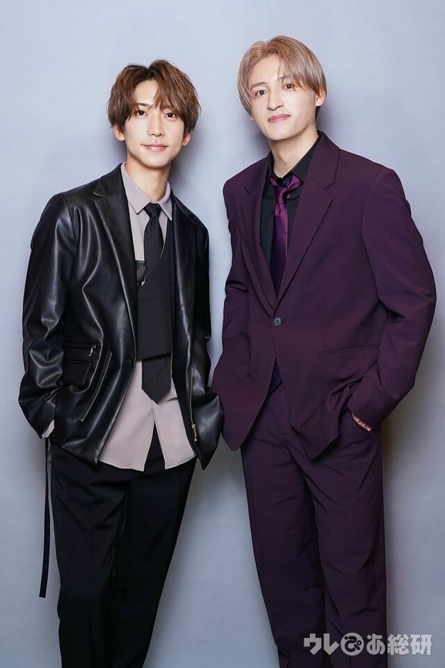 成蟜役ダブルキャスト 左から)鈴木大河(IMPACTors/ジャニーズ Jr.)と神里優希