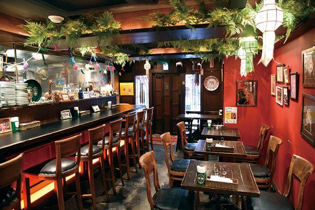 新橋カレーランチ／タイの食卓 オールドタイランド 新橋店　内観