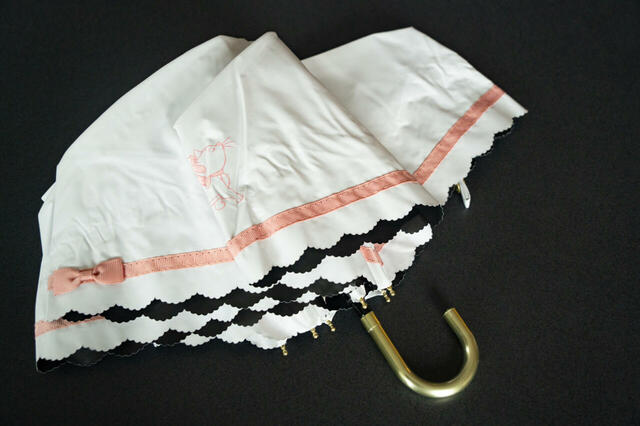 マリー おしゃれキャット 折りたたみ傘 晴雨兼用 SHINY DAY 4,000円