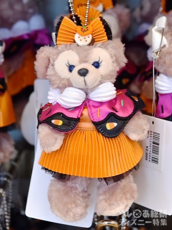 ぬいぐるみバッジ（シェリーメイ）2000円｜2017年「ダッフィーのハロウィーン」