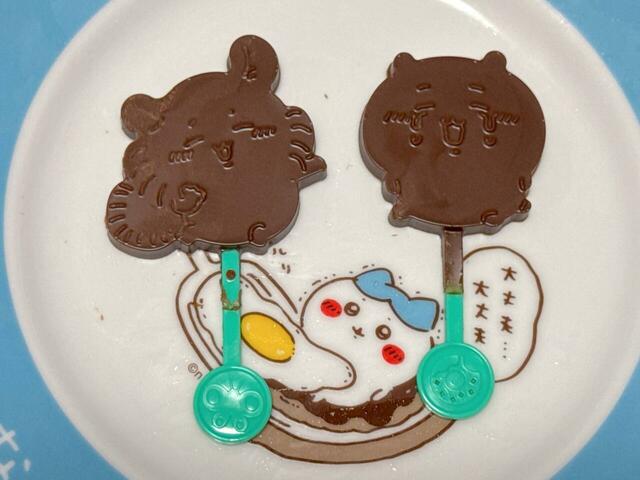 モモンガが苦手なちいかわ。相性の良くない2人ですがかわいい♪