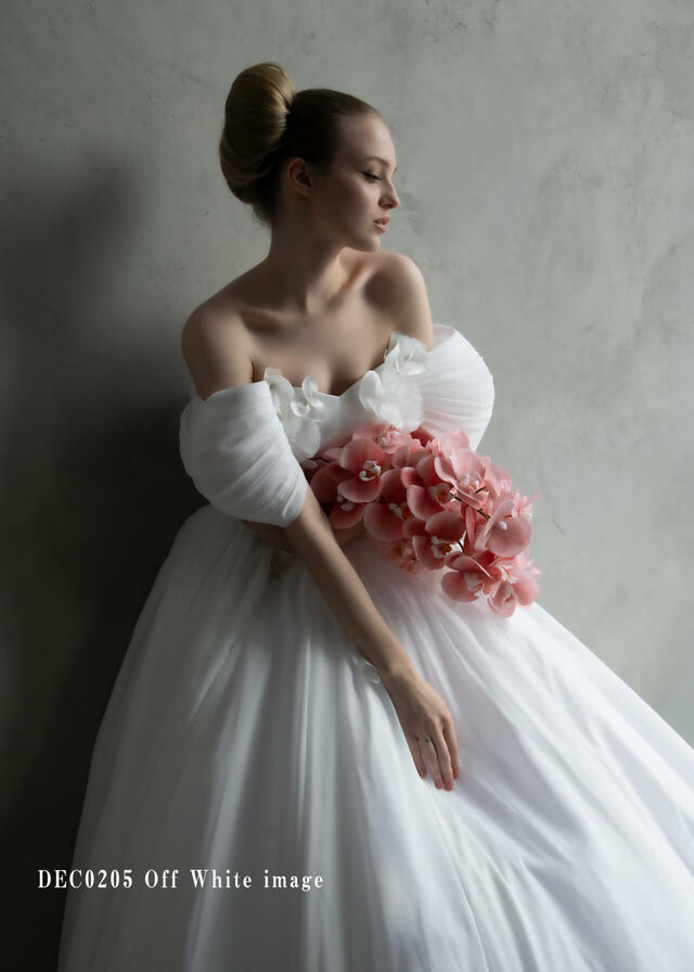 「Clef a decor-クレアデコール」新作ウェディングドレス　DEC0205_Offwhite