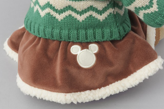 2015ダッフィーのクリスマス「Very Merry Snowtime」コスチュームセット シェリーメイについたミッキーマークはダッフィーとは反対なんですよ! 4900円