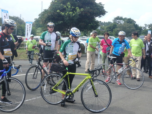 ツール・ド・東北2015／ケネディ氏も神割崎へと到着