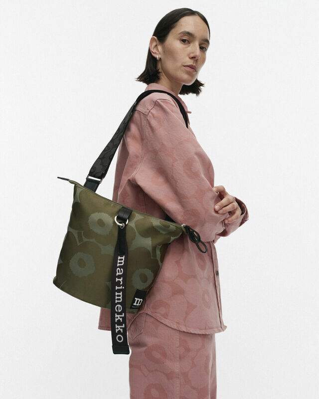 Unikko ショルダーバッグ ¥38,500