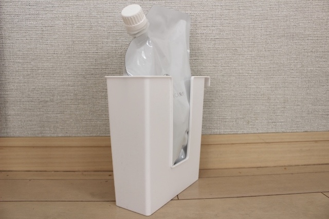 【セリア】パウチストッカー／100円