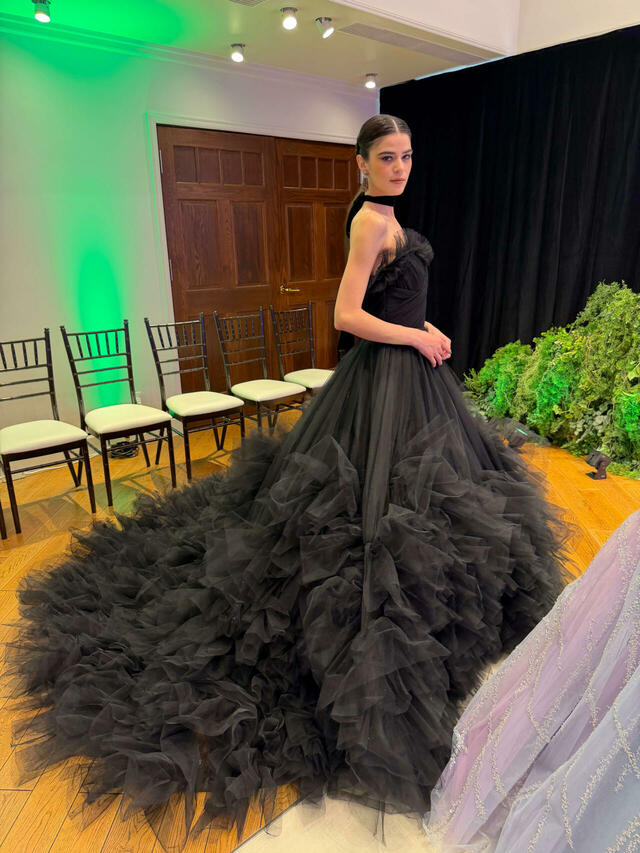 【クラウディア】『ウィキッド』新作ウェディングドレス