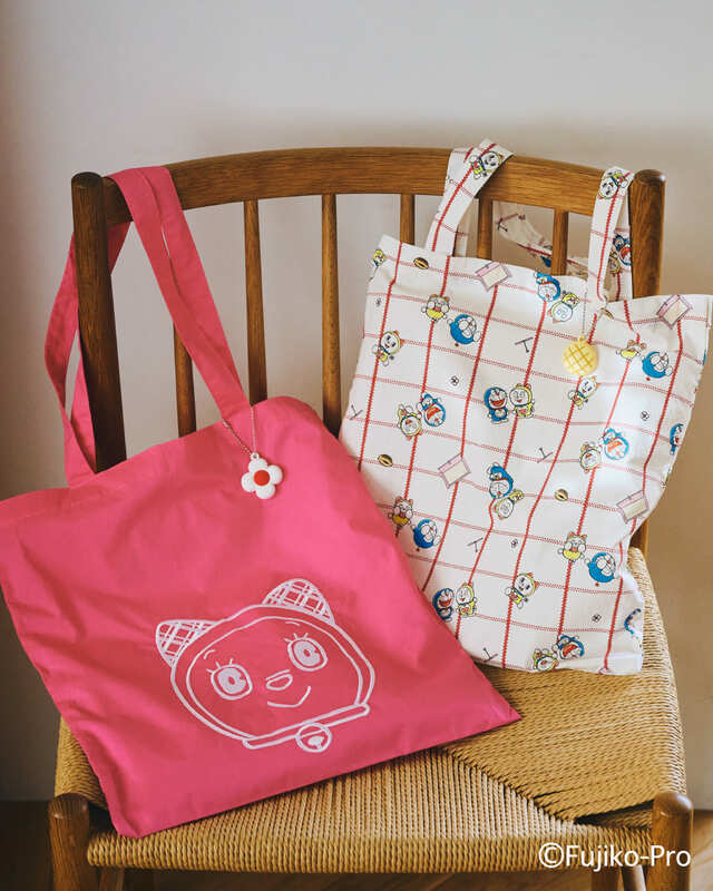 【ドラミちゃん×studio CLIP】「チャーム付きトート」2,790円