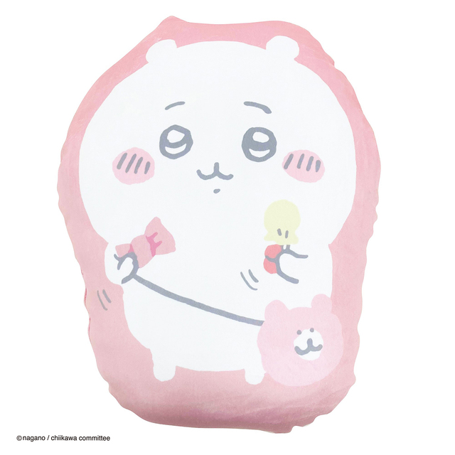「ちいかわ ダイカットクッション （ちいかわ）」3,080円（税込）