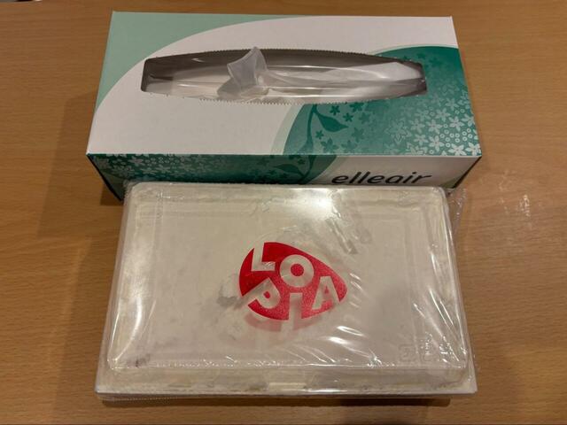 【ロピア 生クリーム好きの為の純白ケーキ】ティッシュ箱と比べてみました！大容量でみんなでシェアするのが楽しい♪