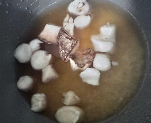 【森のきのこ倶楽部 もりのえりんぎ農園 栽培キット】炊き込みご飯でいただきます