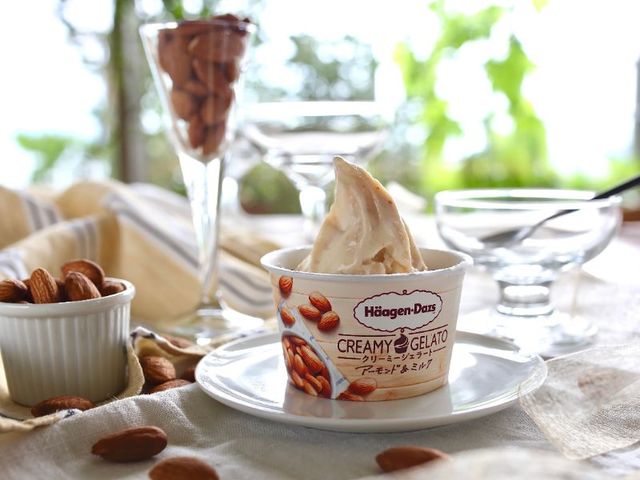 アーモンド＆ミルク