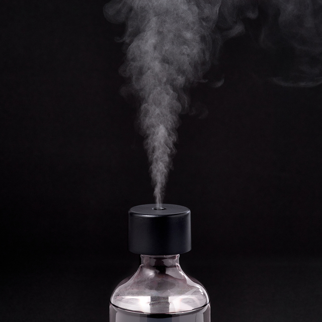 【Francfranc（フランフラン）】ミニ USB 加湿器 ボトル