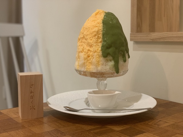 〈さんかく氷〉の抹茶プリン氷