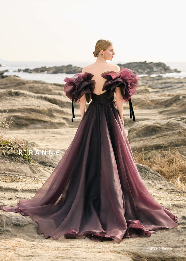 クラウディア「K.RANNE-クランネ-」新作ウェディングドレス