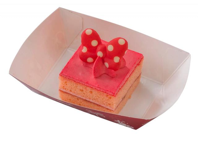 ミックスベリーケーキ、スーベニアプレート付き|スウィートハート・カフェ、ザンビーニ・ブラザーズ・リストランテ|850円