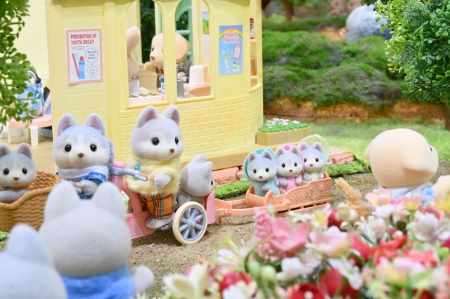 【シルバニアファミリー展40th】そりにのったハスキーのみつごちゃんがキュート