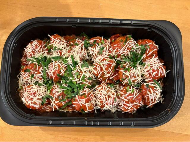 【コストコ  ポークミートボール】ピンポン玉サイズのミートボールが18個のぎっしり見た目の迫力にテンション爆上がり！