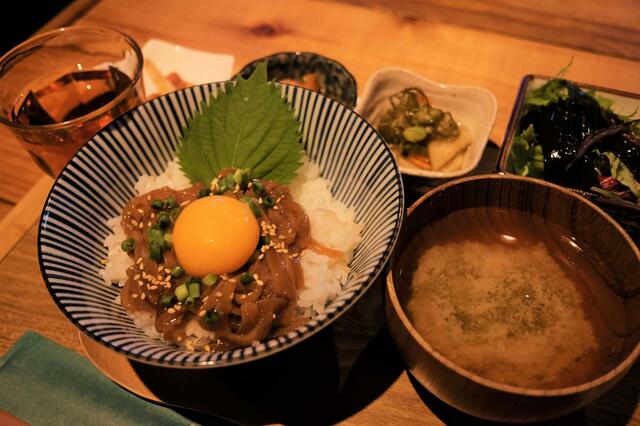「寒シマメ漬け丼」定食セット1400円