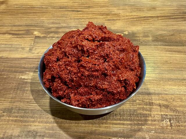 【釜めし 大統領】ヤンニョム。これを作り置きすれば、キムチ以外の料理も愉しめる