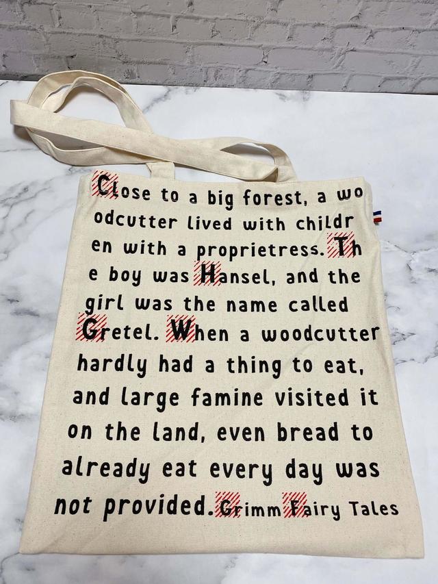 【ナチュラルキッチン】総柄トートバッグ　LOGO／税込550円　