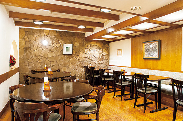 Restaurant YAMAGATA（銀座）　内観